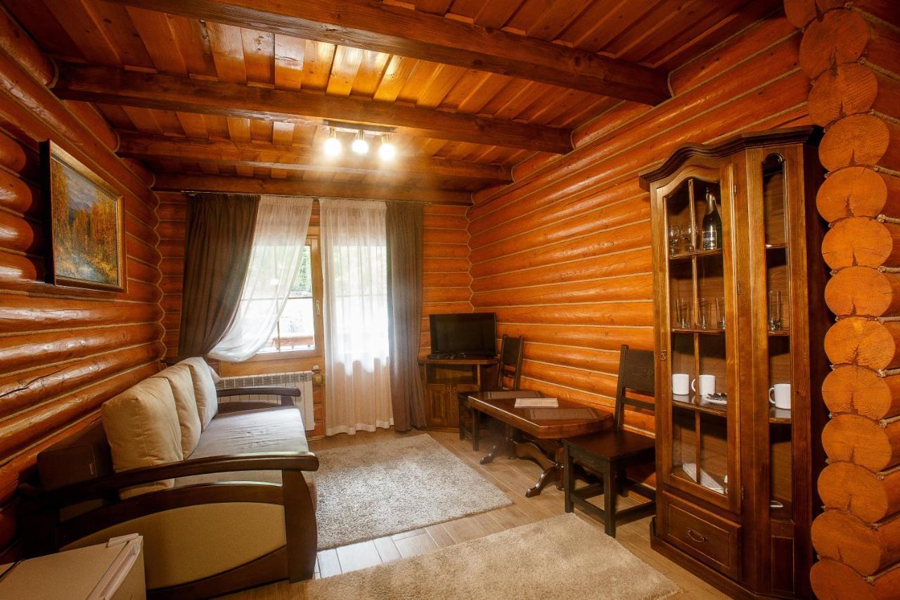 Toursit Complex Polyana Kvasova Hotel Buitenkant foto