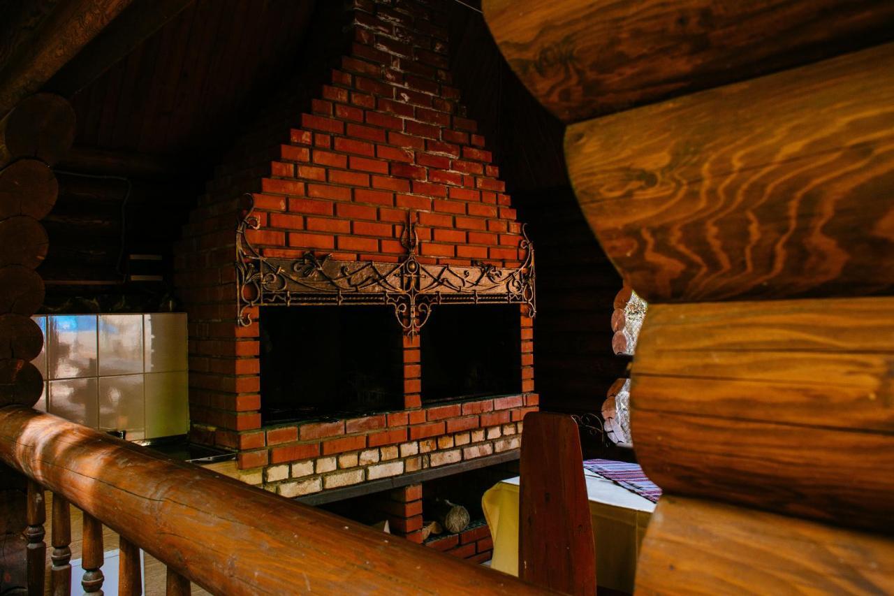 Toursit Complex Polyana Kvasova Hotel Buitenkant foto